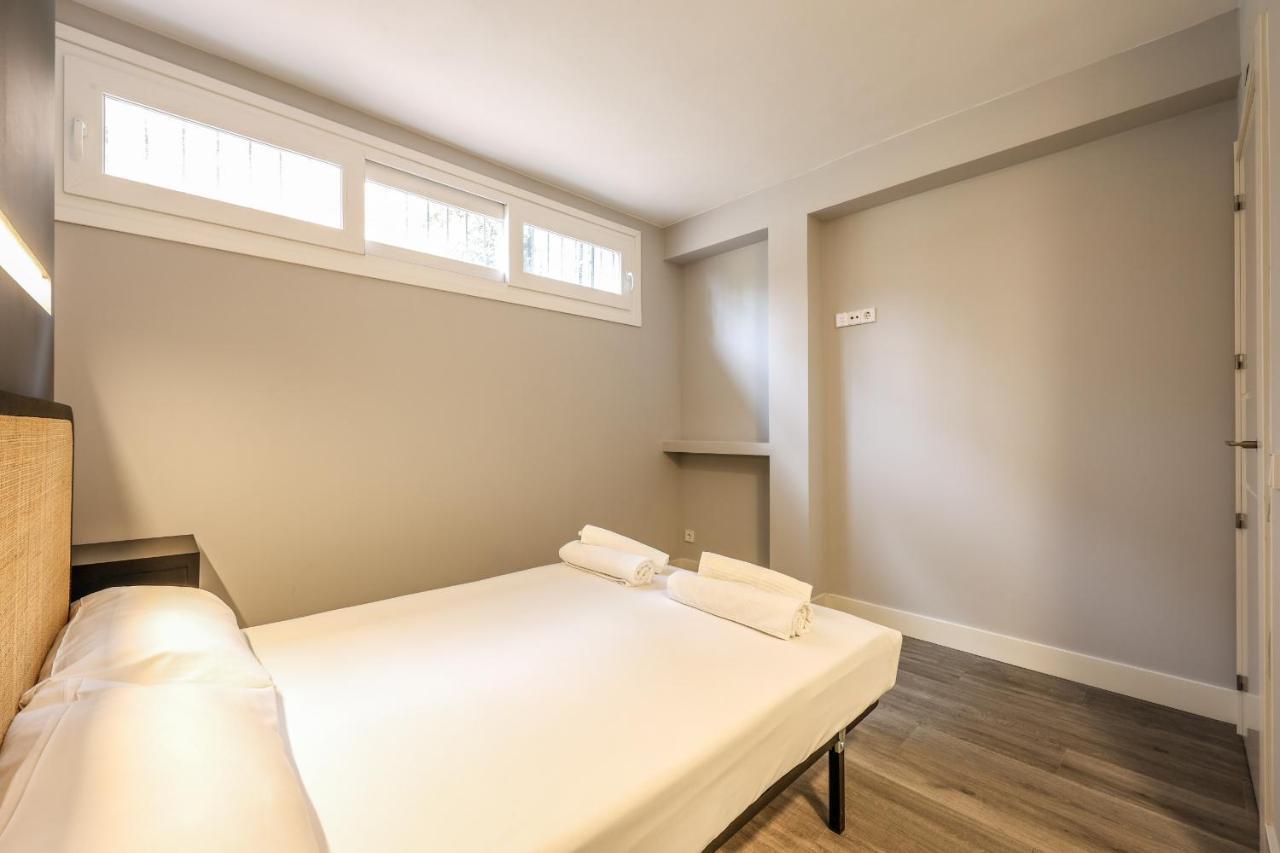 Apartamentos Reformados En Arturo Soria Madrid Exterior photo