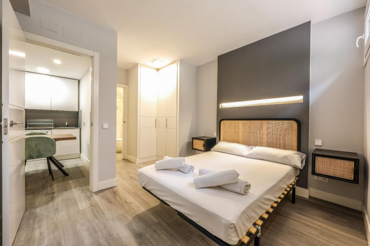 Apartamentos Reformados En Arturo Soria Madrid Exterior photo