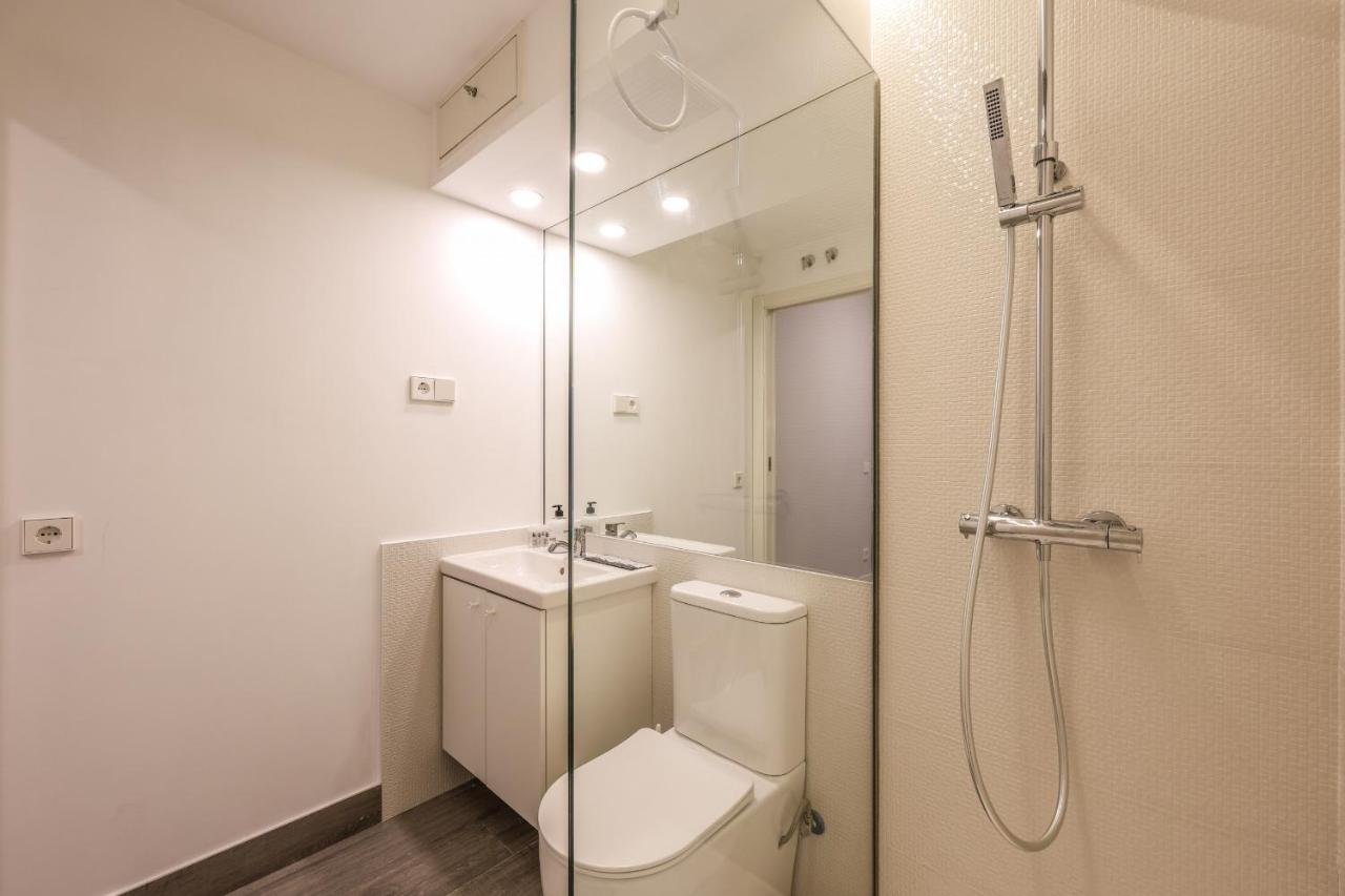 Apartamentos Reformados En Arturo Soria Madrid Exterior photo