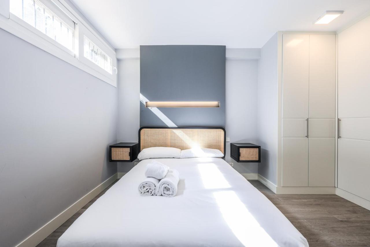Apartamentos Reformados En Arturo Soria Madrid Exterior photo